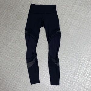 Lulu Lemon Wunder Under mesh leggings 28”